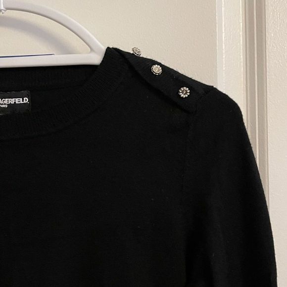 NWT Karl Lagerfeld Black Sweater Lace Bottom With Silver Flower Buttons Size S - Picture 4 of 10